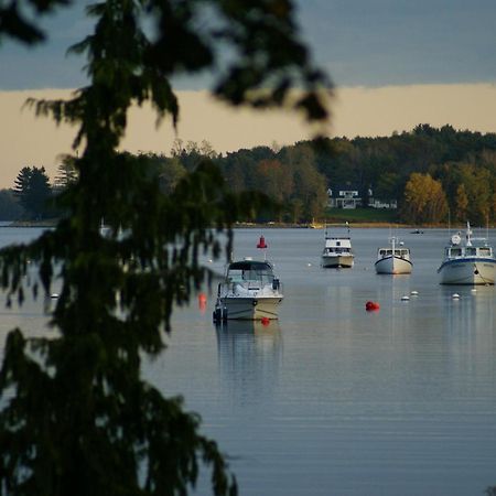 Fisherman'S Daughter B&B Mahone Bay Buitenkant foto