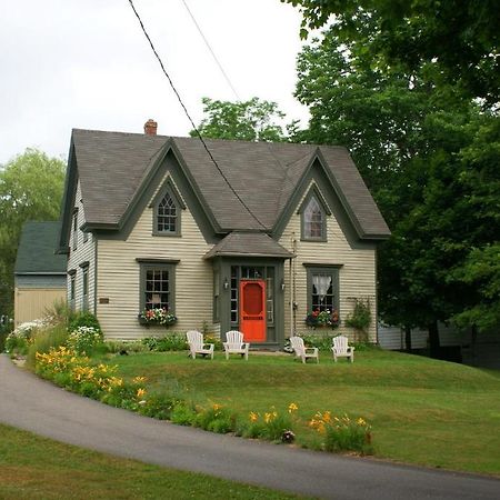 Fisherman'S Daughter B&B Mahone Bay Buitenkant foto